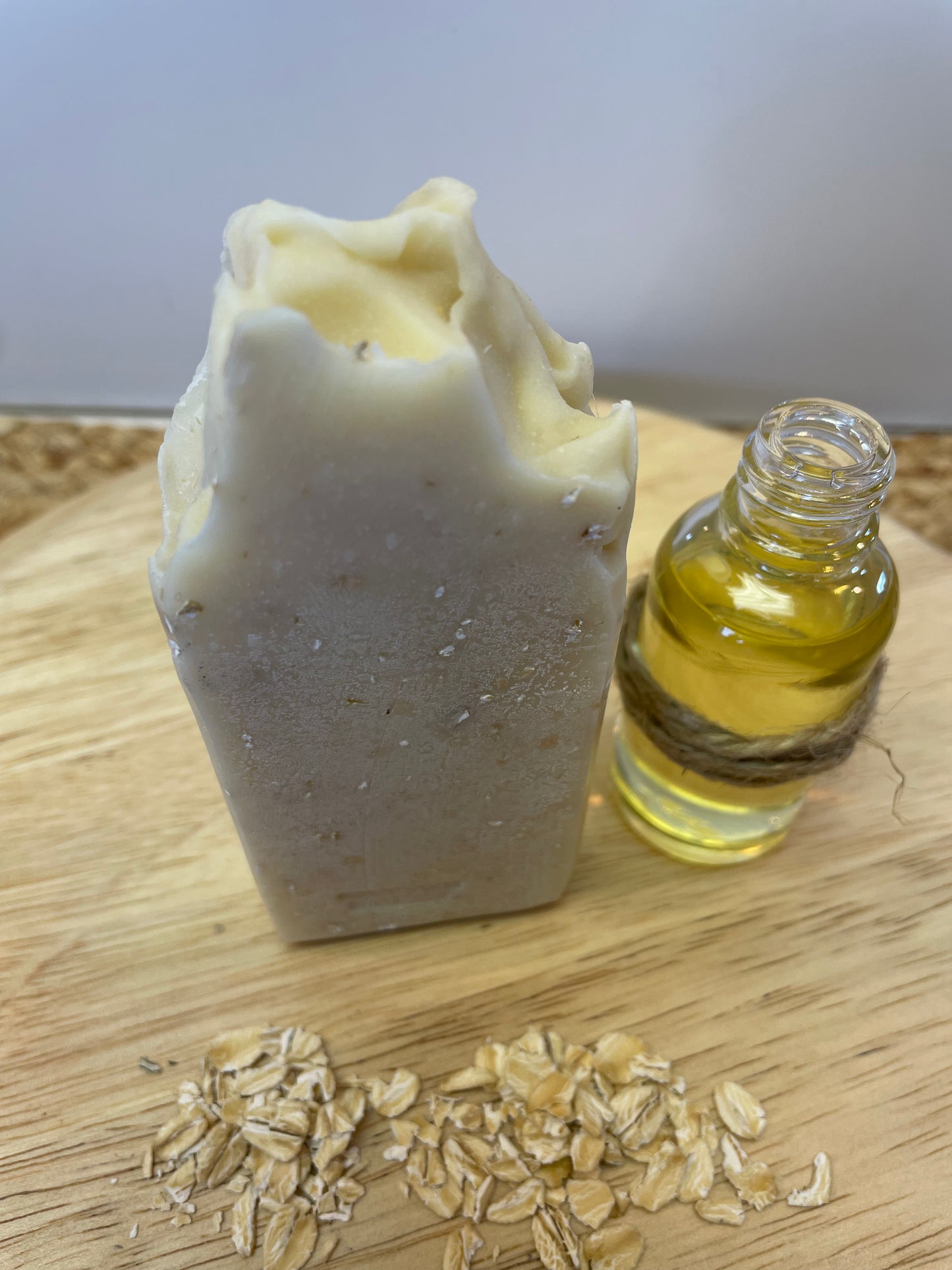 Bergamot & Grapefruit Oatmeal Soap - Starlight Soapery 