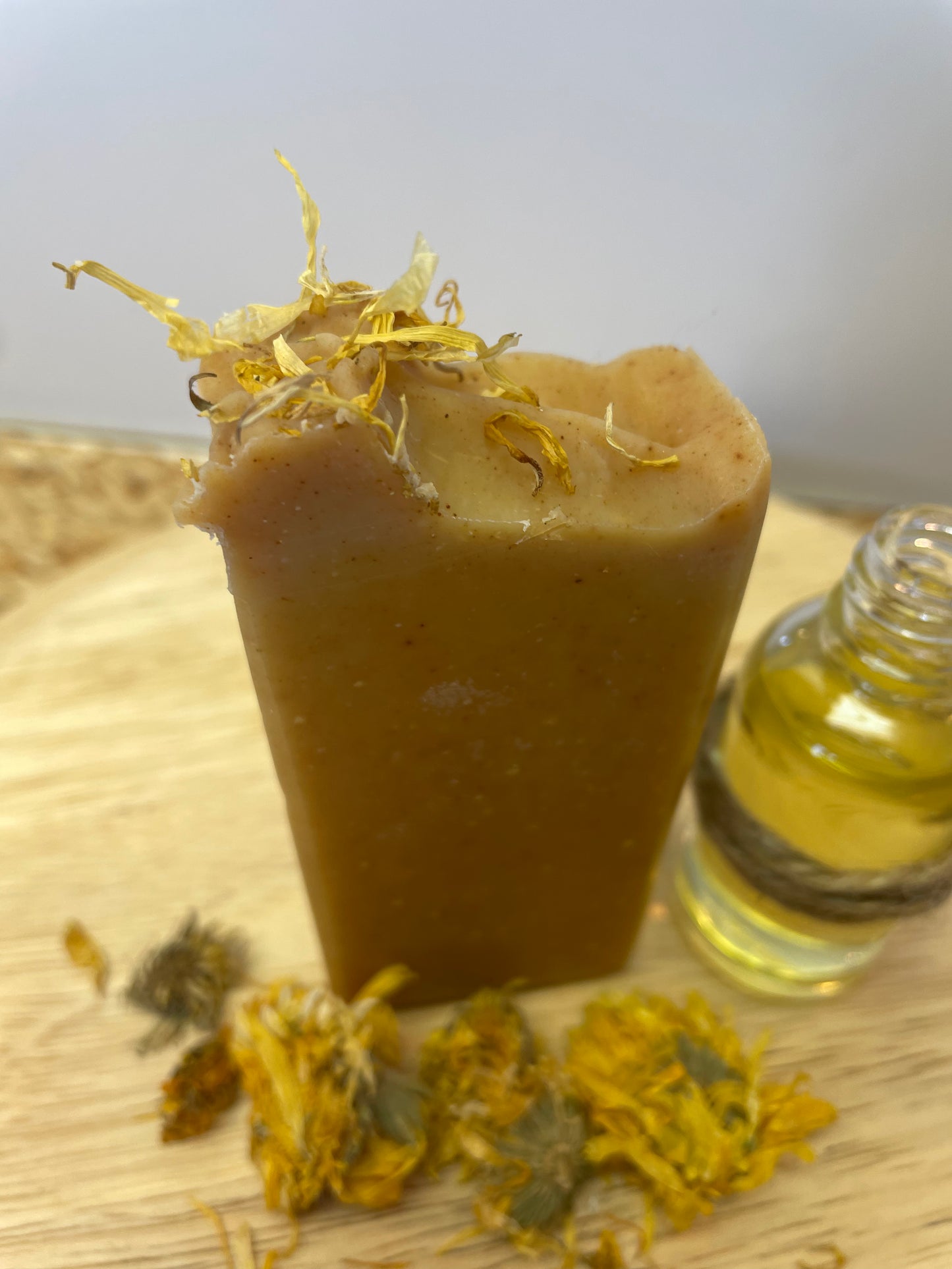 Calendula & Chamomile Turmeric Soap - Starlight Soapery 